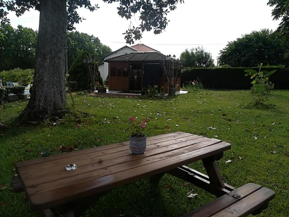 Le Clos Des Mylandes Dax Exterior photo
